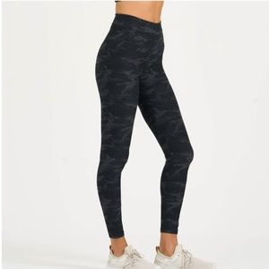 Women's Vuori Clean Elevation Leggings - Size Small